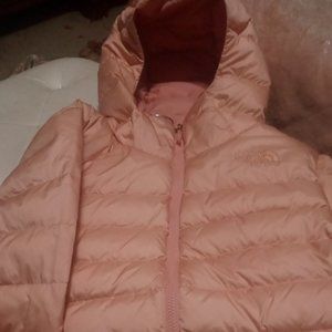 Never worn north face light pink jacket, XL